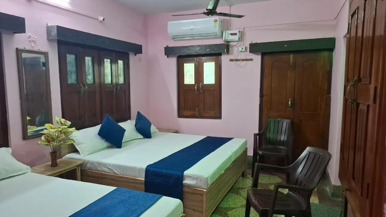 Madhavi Homestay Varanasi